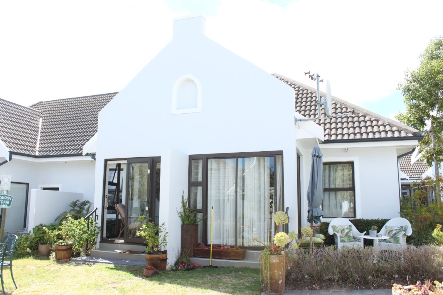 1 Bedroom Property for Sale in Zevenwacht Retirement Village Western Cape